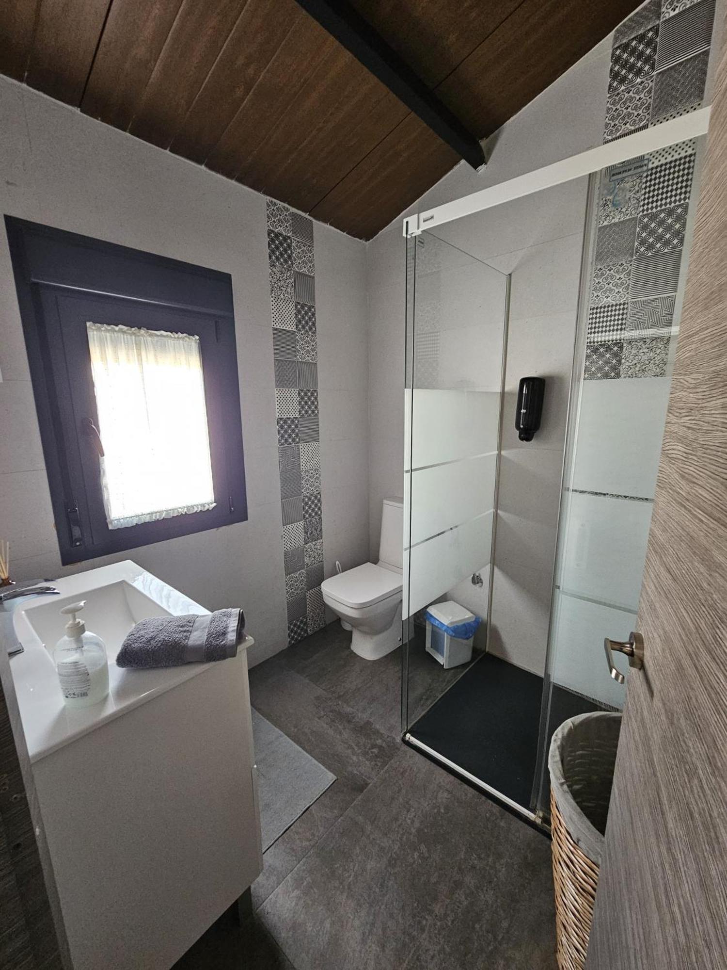 Villafranca de los Caballeros Alojamiento El Pez Casa Con Piscina Climatizada מראה חיצוני תמונה